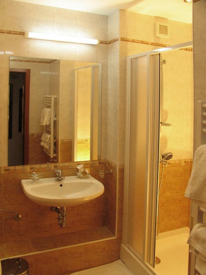 Hotel Latinka Софія Екстер'єр фото